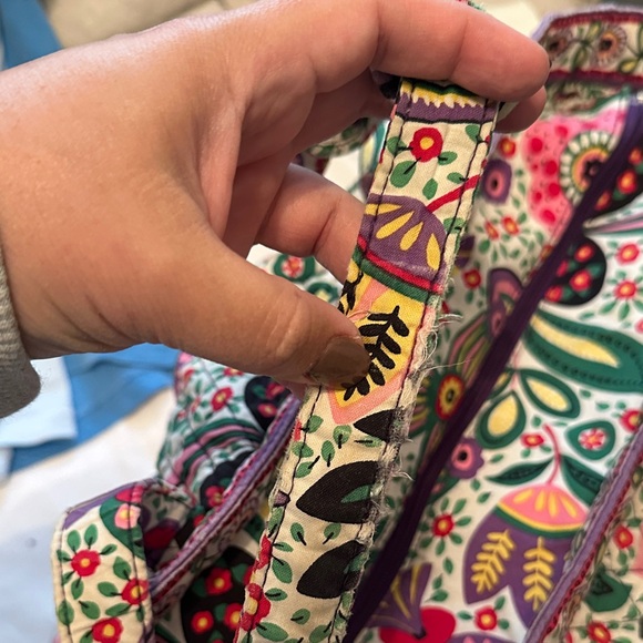 Vera Bradley Viva La Vera Get Carried Away Tote - Picture 7 of 9
